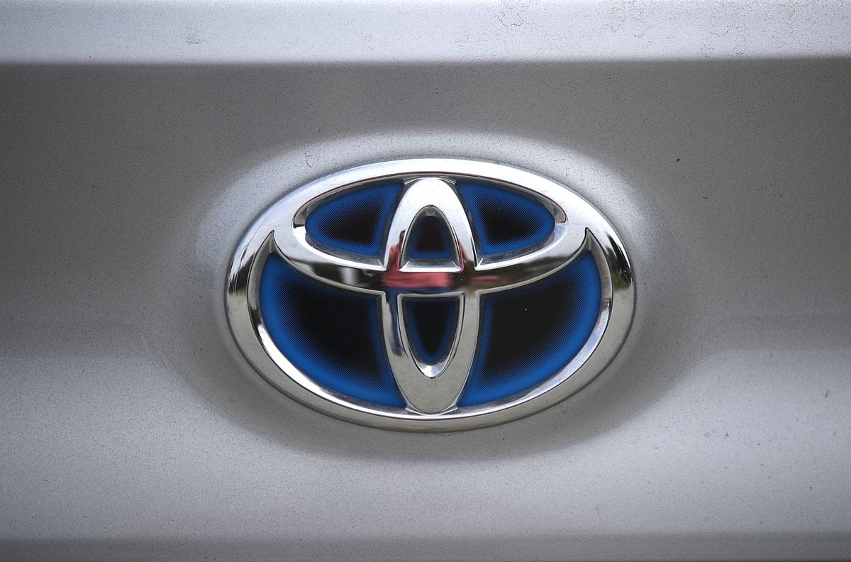 the toyota logo is displayed on car on the sales lot at news photo 1636047617