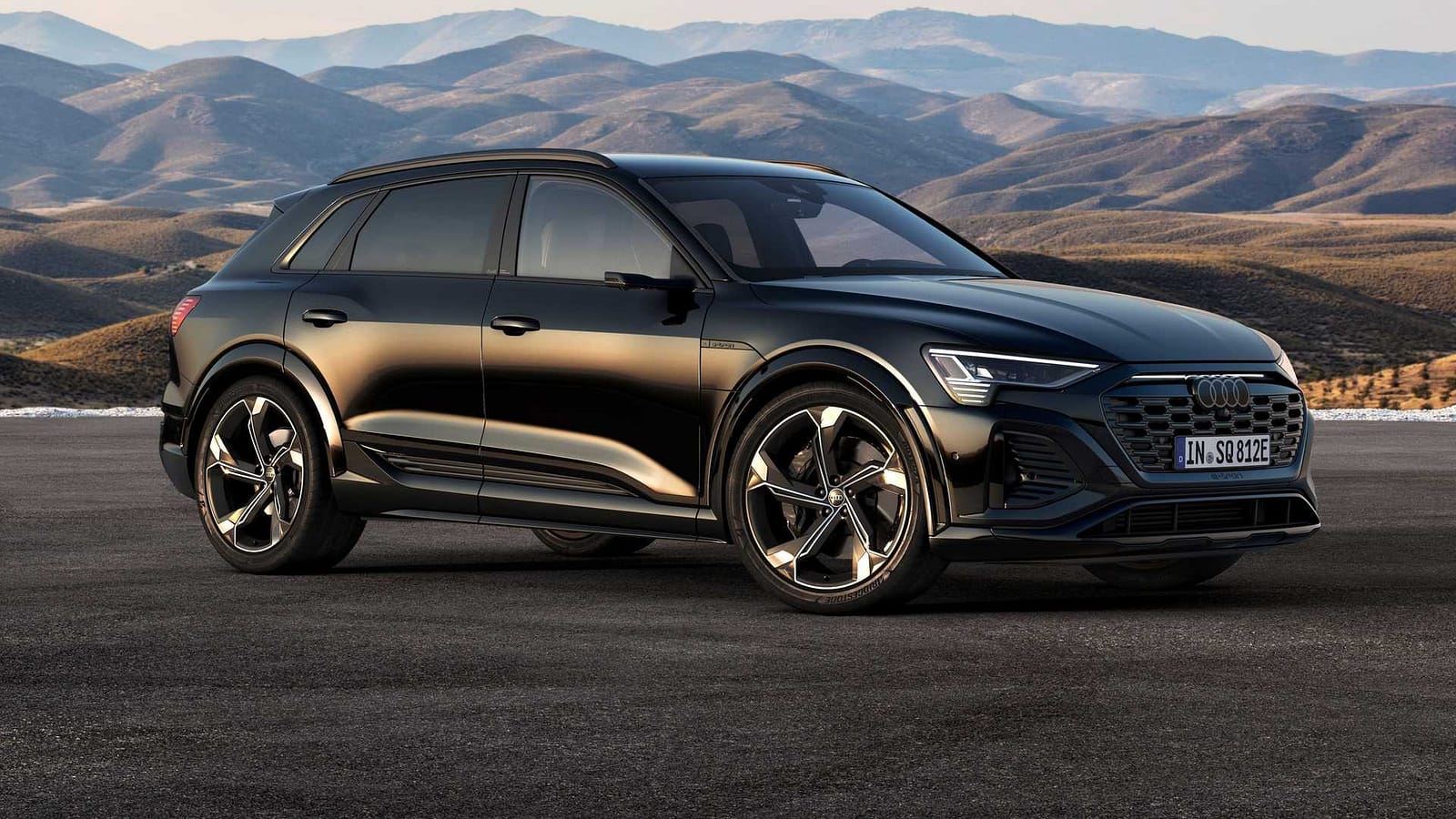 2024 audi sq8 e tron